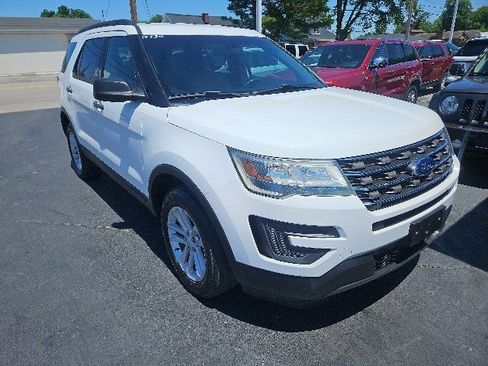 Used 2016 Ford Explorer 4WD image 1