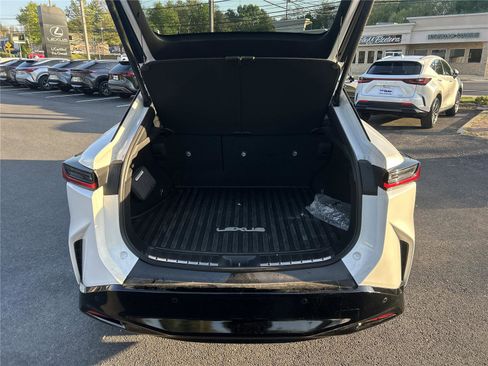 Used 2023 Lexus RZ 450e Premium w/ Accessory Package (2T) image 14