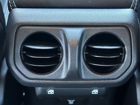 Used 2023 Jeep Wrangler Unlimited Sahara w/ Cold Weather Group AWD/4WD image 15