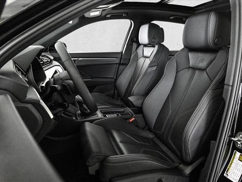 New 2025 Audi Q3 2.0T Premium image 18