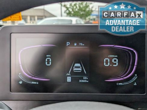 Used 2025 Kia Sportage LX FWD image 10