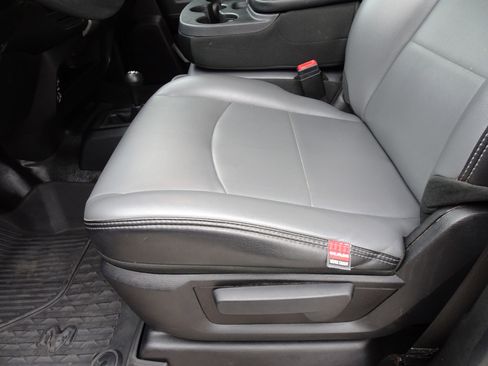 Used 2020 RAM 3500 Tradesman w/ Chrome Appearance Group image 13