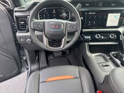 New 2026 GMC Sierra 2500 AT4 w/ AT4 Premium Plus Package image 10
