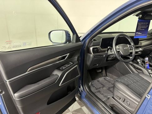 Used 2025 Kia Telluride EX X-Line image 12