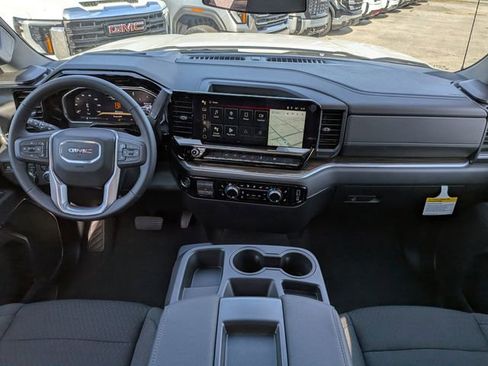 New 2026 GMC Sierra 1500 Elevation image 16
