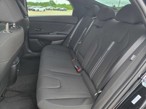 New 2026 Hyundai Elantra SEL Sport Premium FWD image 17