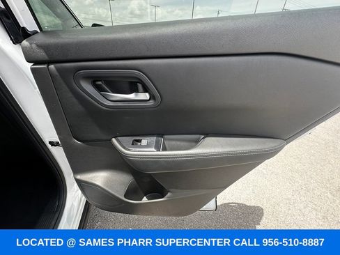Used 2026 Nissan Rogue SV FWD image 22