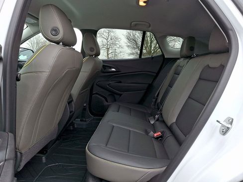 New 2026 Chevrolet Trax ACTIV w/ Driver Confidence Package FWD image 6