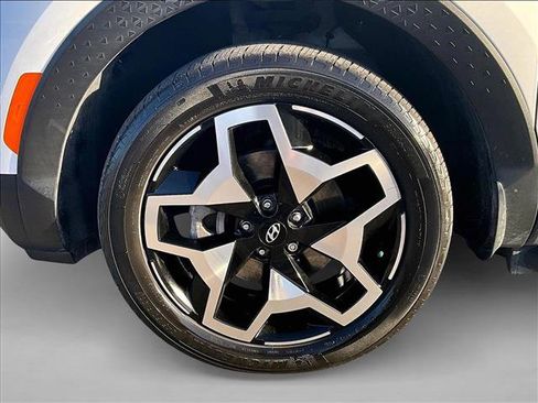 Used 2023 Hyundai Santa Cruz Limited image 10