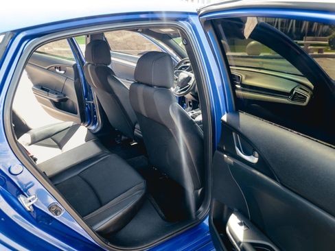 Used 2019 Honda Civic Sport image 12