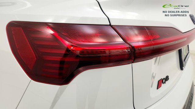 Used 2024 Audi Q8 e-tron Prestige w/ Prestige Package AWD/4WD image 27