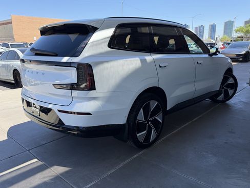 Used 2025 Volvo EX90 Ultra AWD/4WD image 4