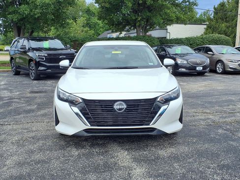 Used 2024 Nissan Sentra SV FWD image 29