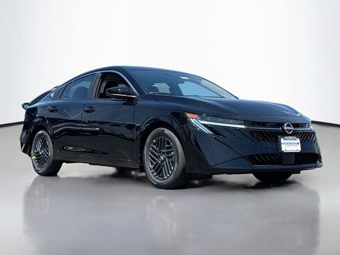 New 2026 Nissan Sentra SV FWD image 1