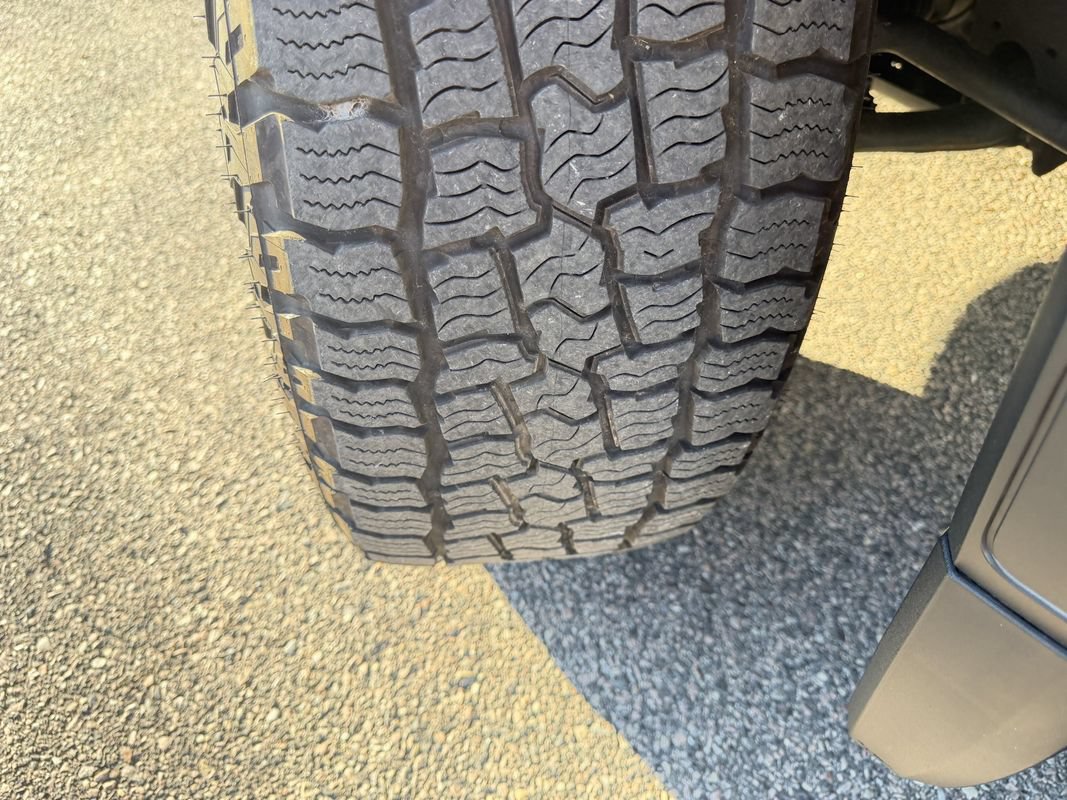 Used 2019 GMC Sierra 1500 SLE w/ SLE Value Package AWD/4WD image 46