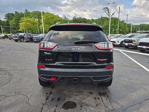Used 2021 Jeep Cherokee Trailhawk w/ Sun, Sound & Nav Group AWD/4WD image 4