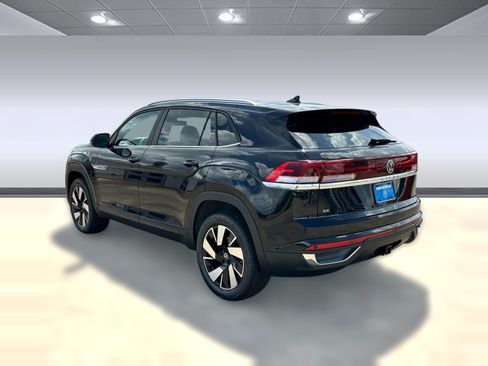 New 2026 Volkswagen Atlas Cross Sport SE image 3