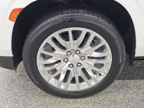 Used 2024 Chevrolet Tahoe High Country image 8