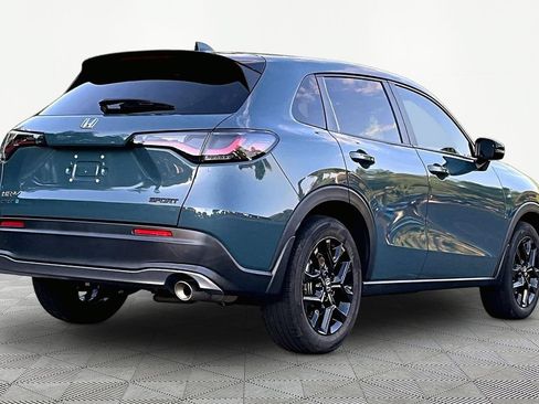 Used 2024 Honda HR-V Sport image 5