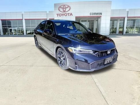 Used 2025 Honda Civic Sport image 15
