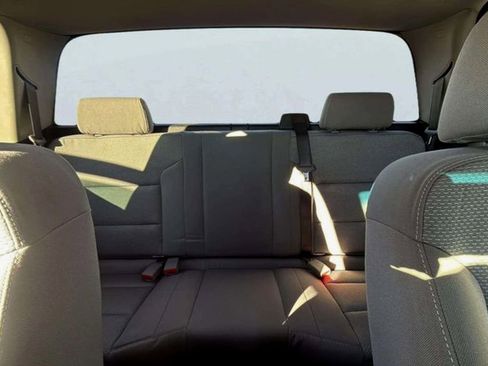 Used 2019 Chevrolet Silverado 2500 W/T image 12