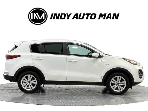 Used 2018 Kia Sportage LX AWD/4WD image 3