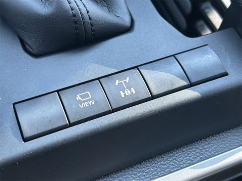 Used 2025 Toyota 4Runner TRD Off-Road Premium image 34