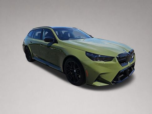 New 2026 BMW M5 Touring AWD/4WD image 1