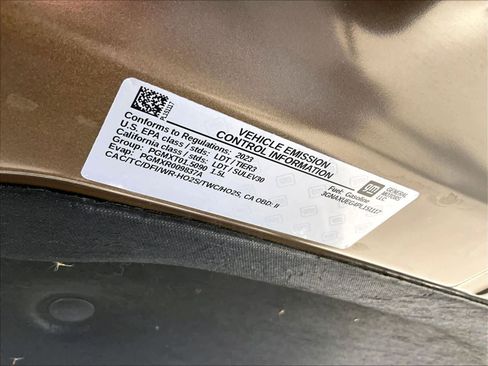 Used 2023 Chevrolet Equinox LT image 33