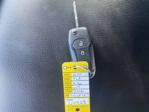 Used 2020 Ford F150 XLT w/ Equipment Group 302A Luxury AWD/4WD image 18