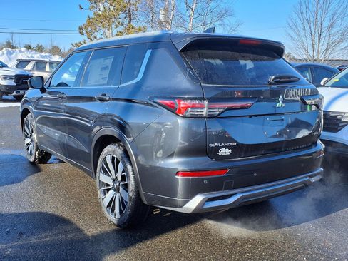 New 2026 Mitsubishi Outlander SEL image 5