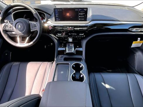 New 2026 Acura MDX SH-AWD image 5