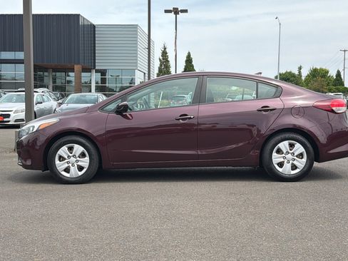 Used 2018 Kia Forte LX FWD image 8