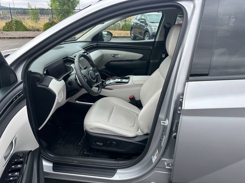 Used 2023 Hyundai Tucson Limited AWD/4WD image 13