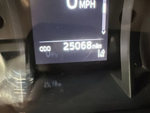 Used 2021 Toyota Camry SE image 17