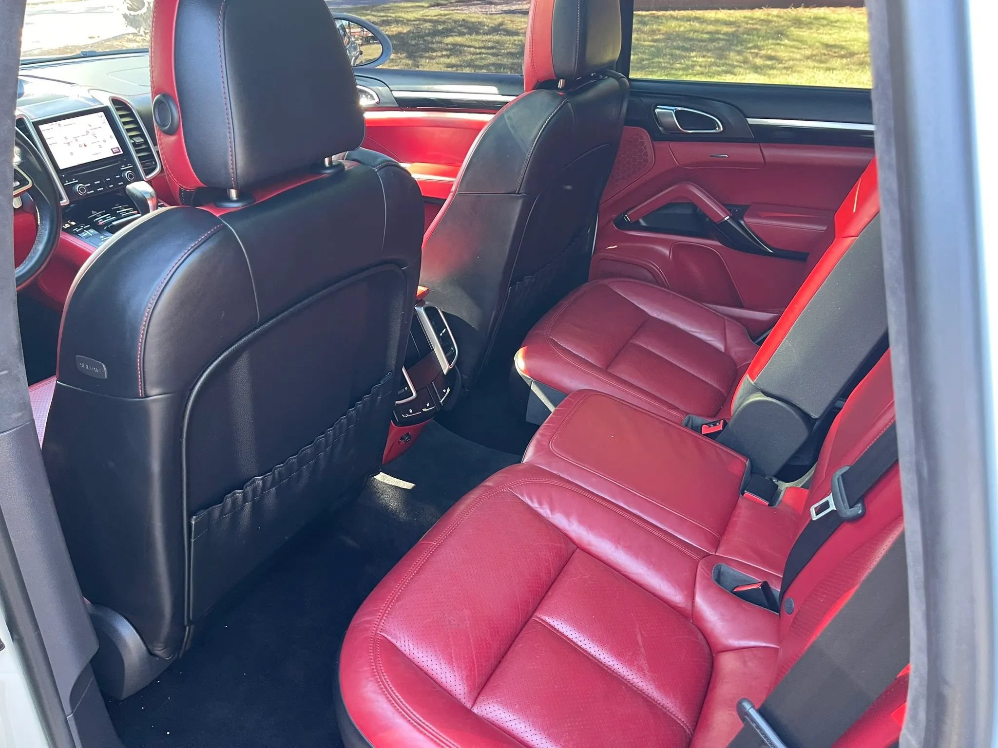 Used 2017 Porsche Cayenne GTS AWD/4WD image 12