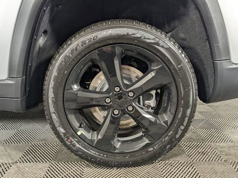 New 2025 Jeep Grand Cherokee L Limited w/ Luxury Tech Group II image 13