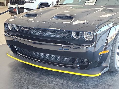 Used 2023 Dodge Challenger SRT Hellcat Redeye image 2