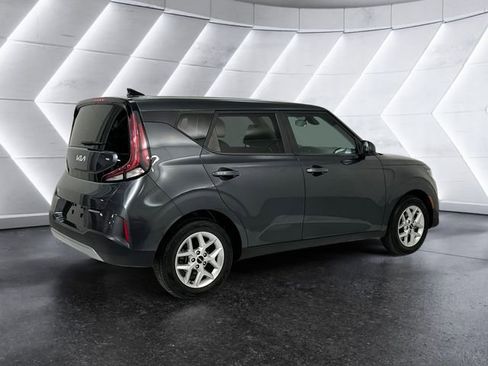 Used 2023 Kia Soul LX w/ Option Group 015 image 4