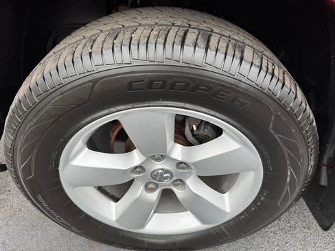 Used 2013 RAM 1500 Express image 12