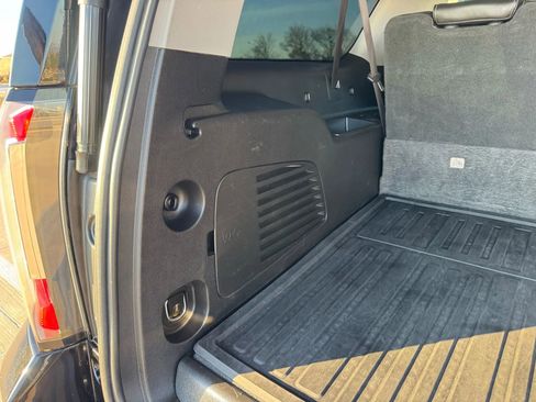 Used 2018 GMC Yukon XL Denali w/ Open Road Package image 65