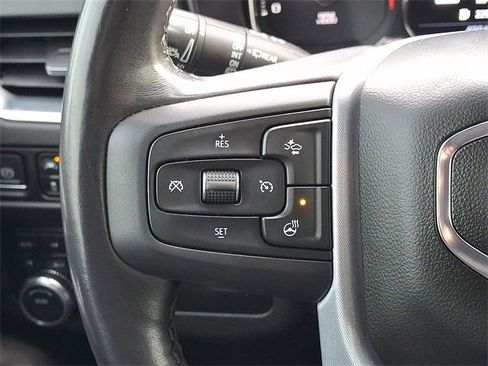 Used 2021 GMC Yukon XL SLT w/ Rear Media and Nav Package image 22