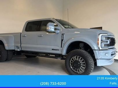 Used 2025 Ford F450 Lariat w/ FX4 Off-Road Package
