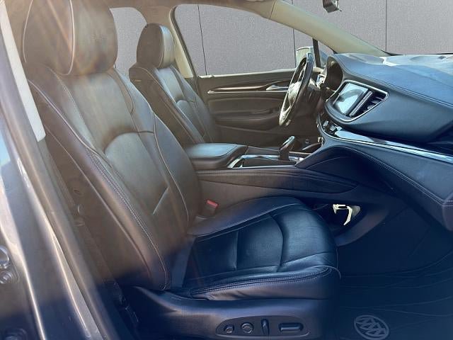 Used 2020 Buick Enclave Avenir w/ Avenir Technology Package AWD/4WD image 15