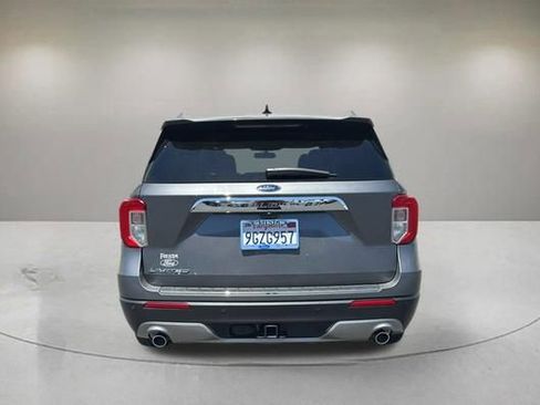 Certified 2023 Ford Explorer Limited w/ Limited Technology Package RWD image 3