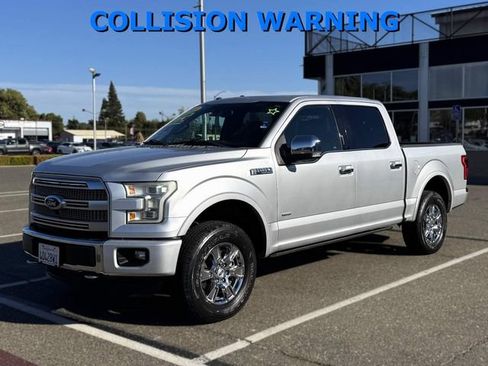Used 2015 Ford F150 Platinum w/ Equipment Group 701A Luxury AWD/4WD image 9