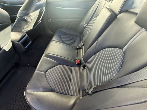 Used 2021 Toyota Camry SE image 29