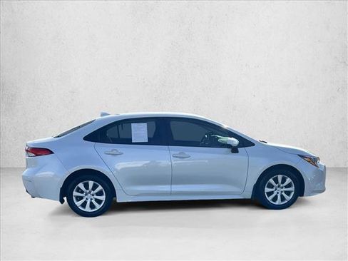 Certified 2025 Toyota Corolla LE image 4