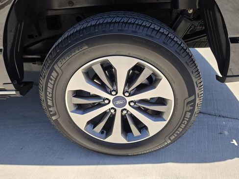 Used 2022 Ford F150 Platinum w/ Equipment Group 701A High AWD/4WD image 23