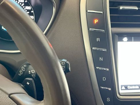 Used 2017 Lincoln MKX Reserve AWD/4WD image 20